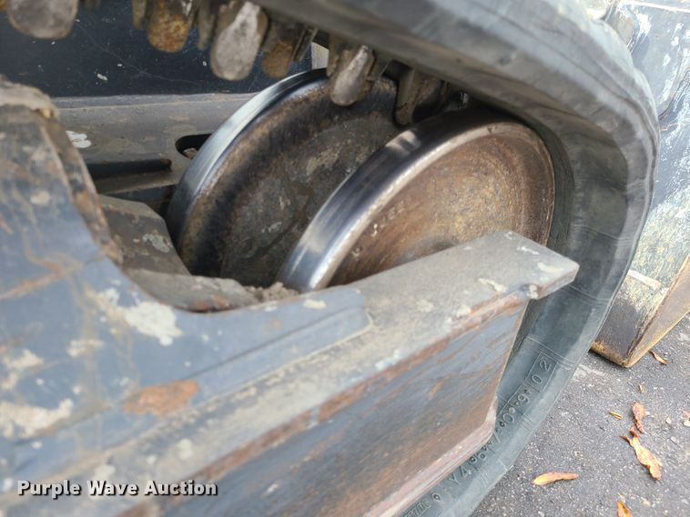 image for item EL9924 2017 Bobcat T595  tracked skid steer loader