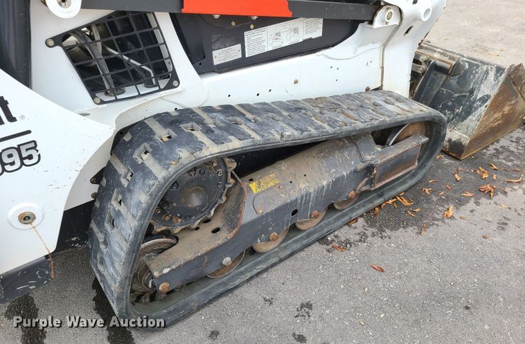 image for item EL9924 2017 Bobcat T595  tracked skid steer loader