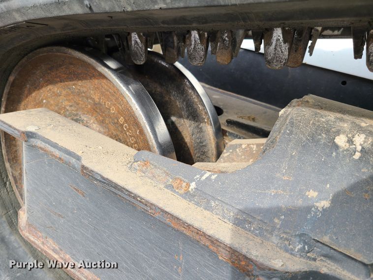 image for item EL9924 2017 Bobcat T595  tracked skid steer loader