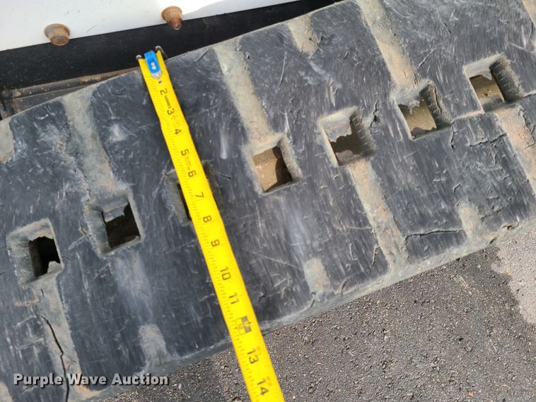 image for item EL9924 2017 Bobcat T595  tracked skid steer loader