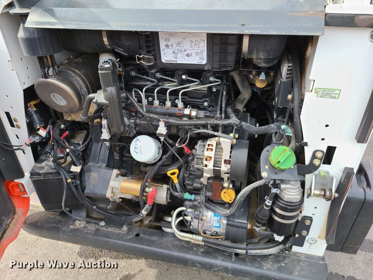 image for item EL9924 2017 Bobcat T595  tracked skid steer loader