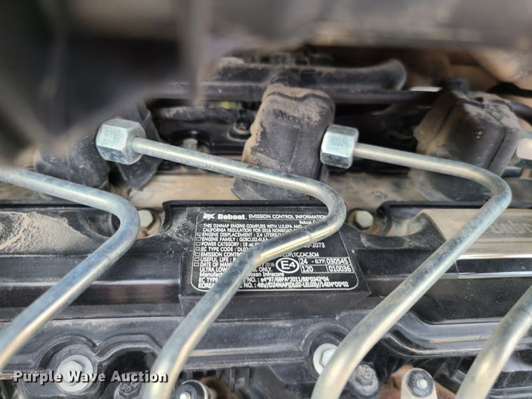 image for item EL9924 2017 Bobcat T595  tracked skid steer loader