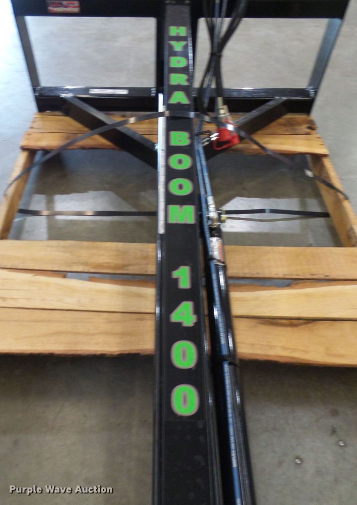 image for item EP9876 B Built HD-1400 hydraulic extendable boom