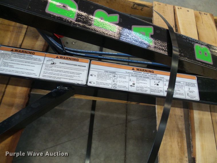 image for item EP9876 B Built HD-1400 hydraulic extendable boom