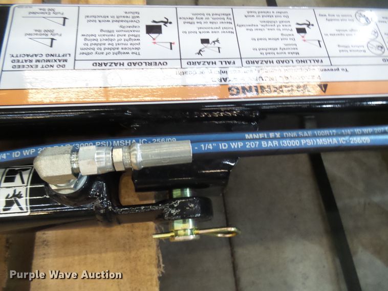 image for item EP9876 B Built HD-1400 hydraulic extendable boom