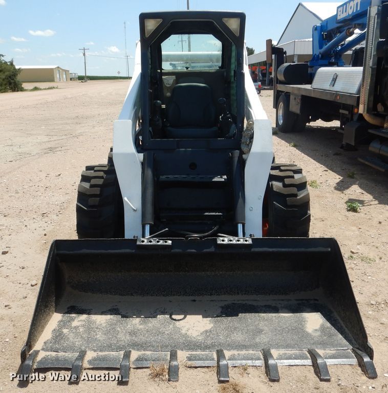 image for item FA9380 2010 Bobcat S250  skid steer loader
