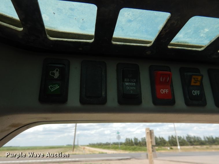 image for item FA9380 2010 Bobcat S250  skid steer loader