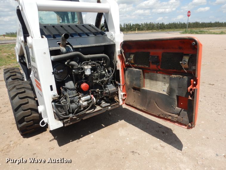 image for item FA9380 2010 Bobcat S250  skid steer loader