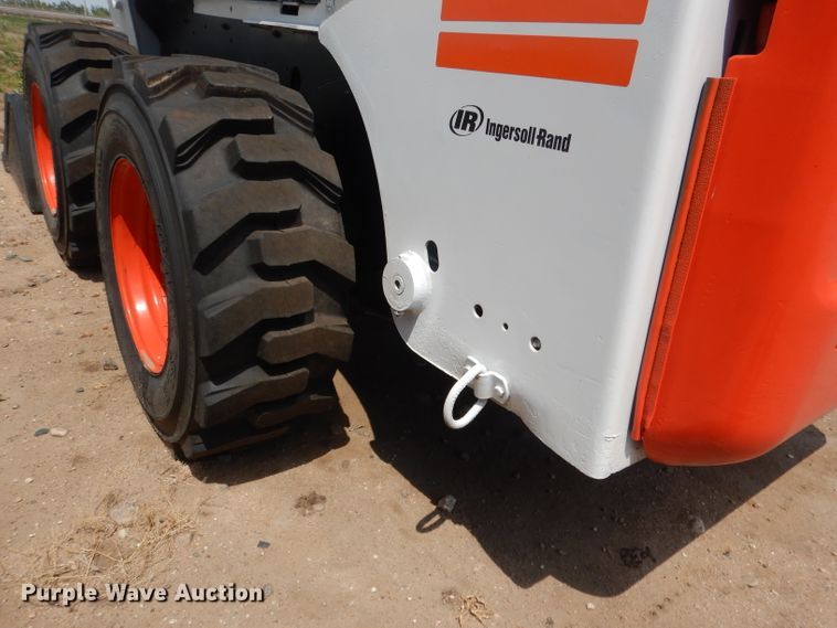 image for item FA9380 2010 Bobcat S250  skid steer loader