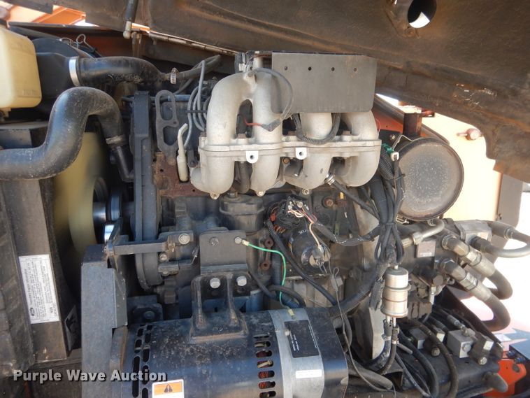 image for item FA9381 2005 JLG 600A  boom lift