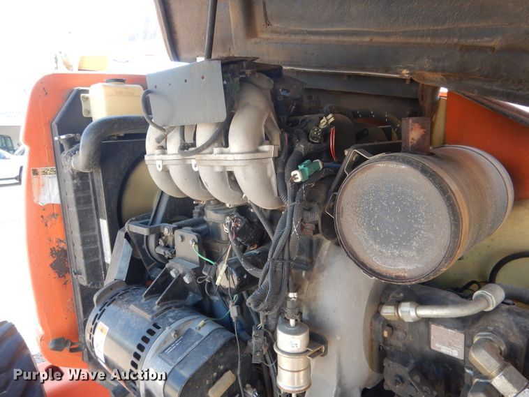 image for item FA9381 2005 JLG 600A  boom lift