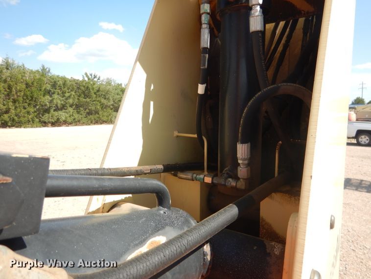 image for item FA9381 2005 JLG 600A  boom lift