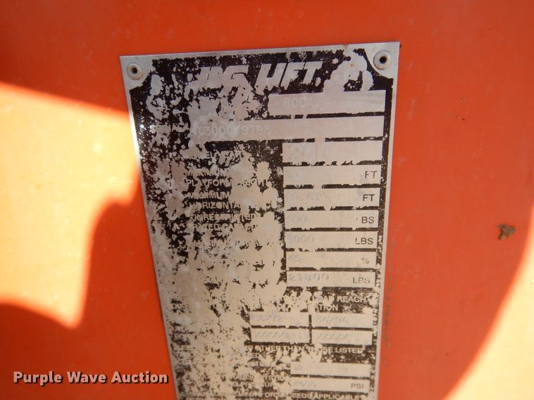 image for item FA9381 2005 JLG 600A  boom lift