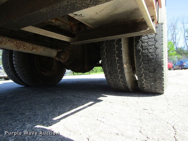 image for item FD9484 1996 Freightliner FL70  digger derrick truck