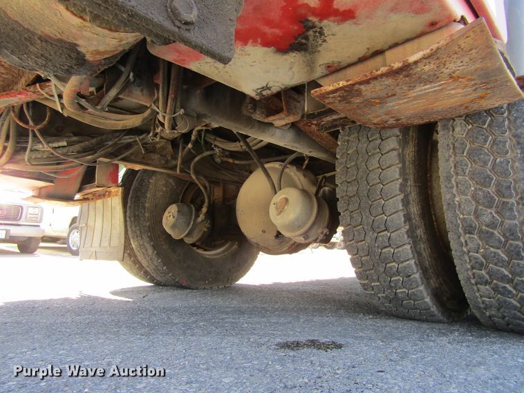 image for item FD9484 1996 Freightliner FL70  digger derrick truck