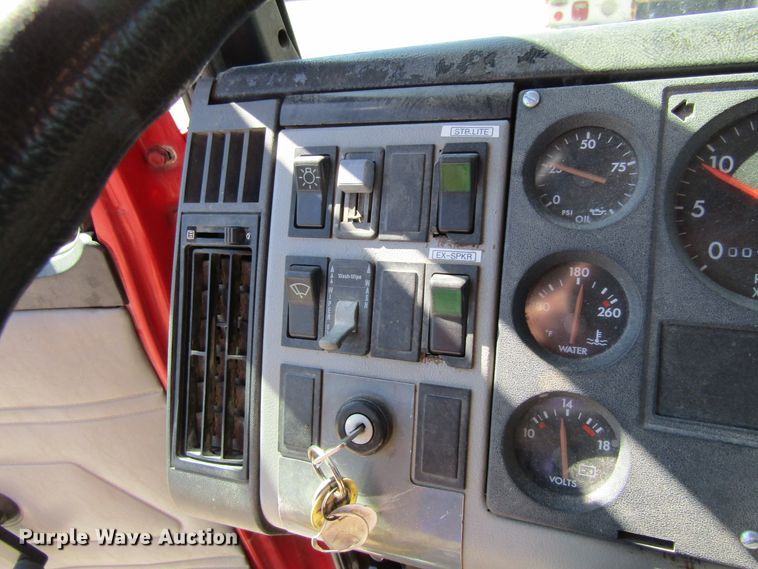 image for item FD9484 1996 Freightliner FL70  digger derrick truck