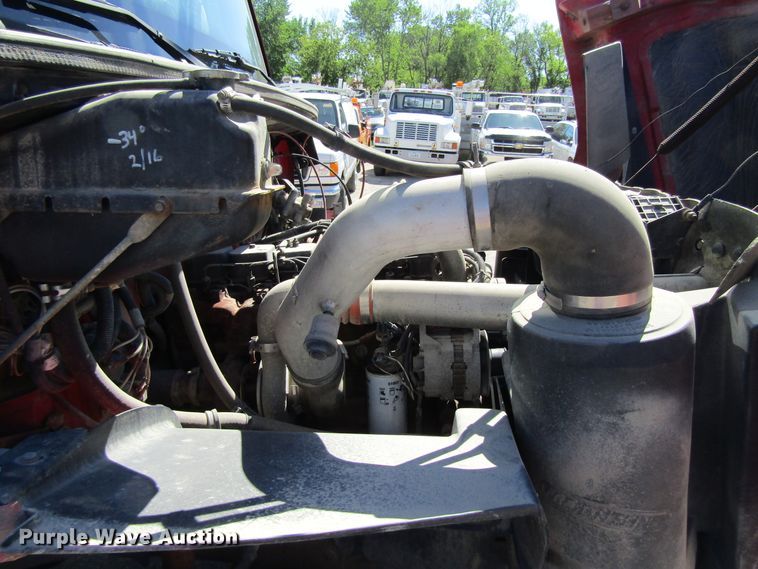 image for item FD9484 1996 Freightliner FL70  digger derrick truck