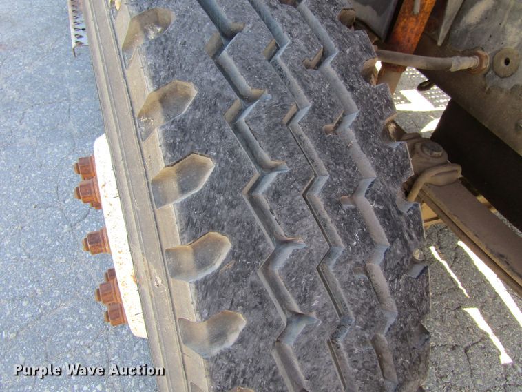 image for item FD9484 1996 Freightliner FL70  digger derrick truck