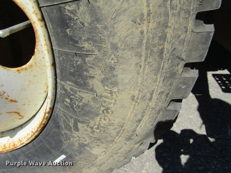 image for item FD9484 1996 Freightliner FL70  digger derrick truck