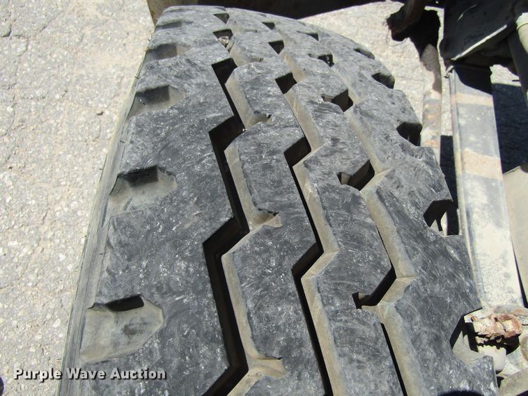 image for item FD9484 1996 Freightliner FL70  digger derrick truck