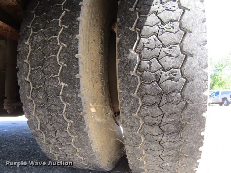 image for item FD9484 1996 Freightliner FL70  digger derrick truck