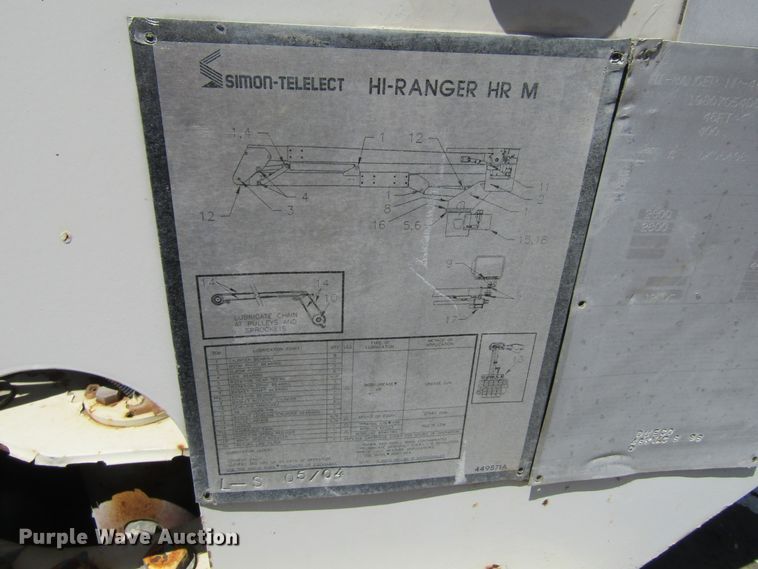 image for item FD9491 2005 International 4300SBA  bucket truck