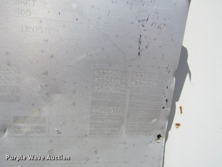 image for item FD9491 2005 International 4300SBA  bucket truck