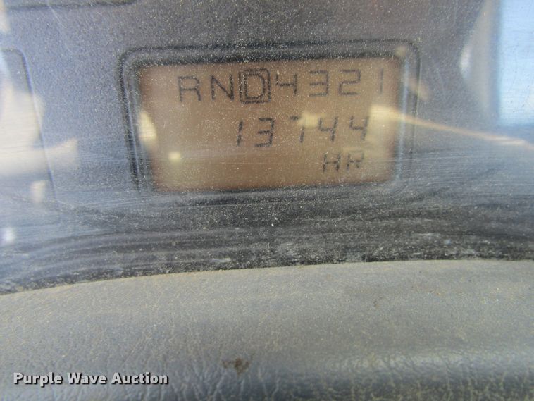 image for item FD9491 2005 International 4300SBA  bucket truck