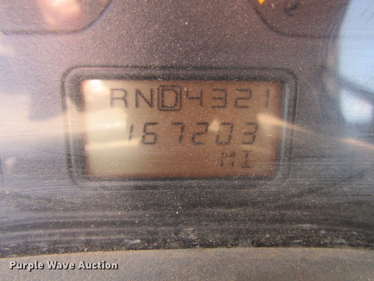 image for item FD9491 2005 International 4300SBA  bucket truck