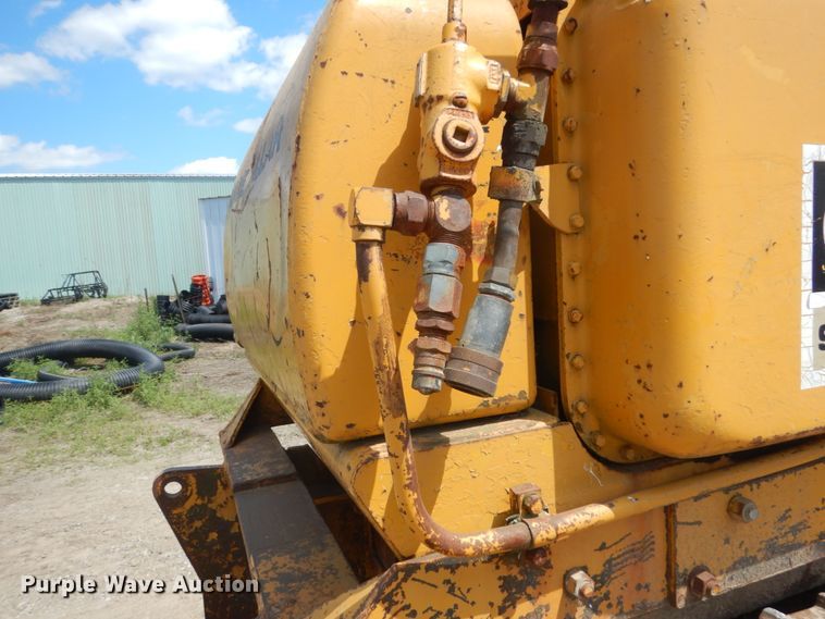 image for item FK9298 1971 Caterpillar 951B  track loader