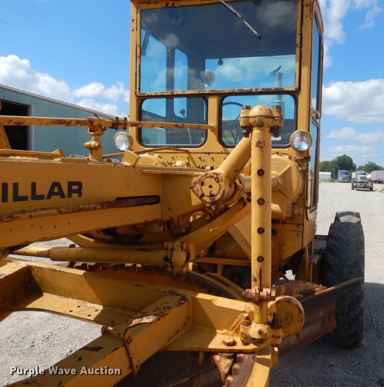 image for item FK9299 Caterpillar 112  rigid frame motor grader