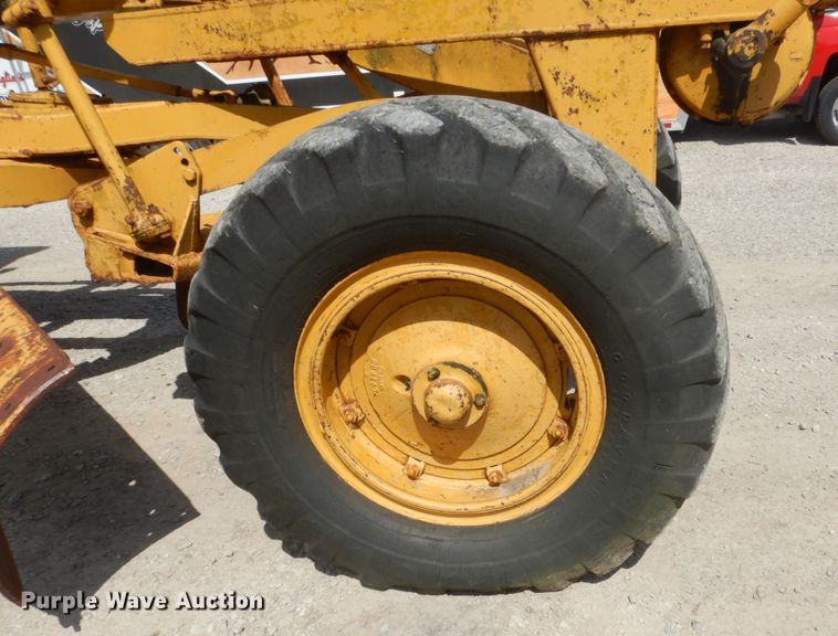image for item FK9299 Caterpillar 112  rigid frame motor grader