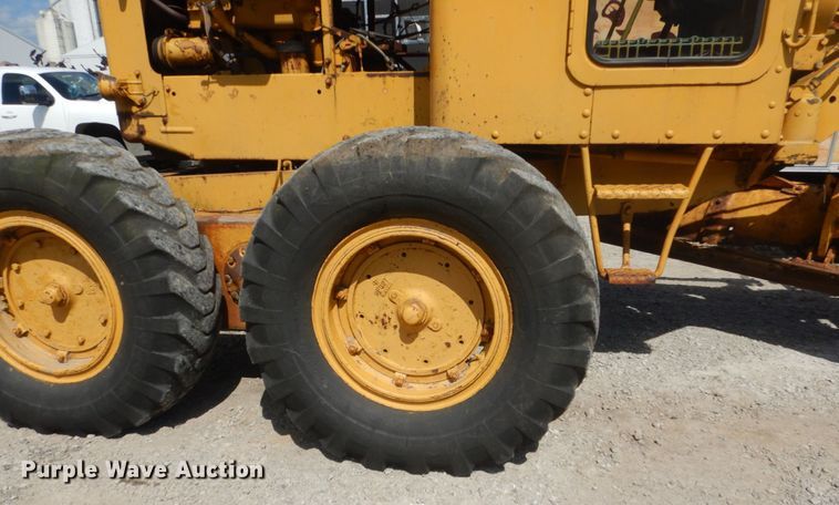 image for item FK9299 Caterpillar 112  rigid frame motor grader
