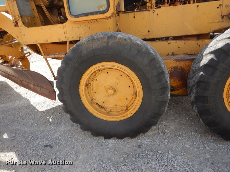 image for item FK9299 Caterpillar 112  rigid frame motor grader