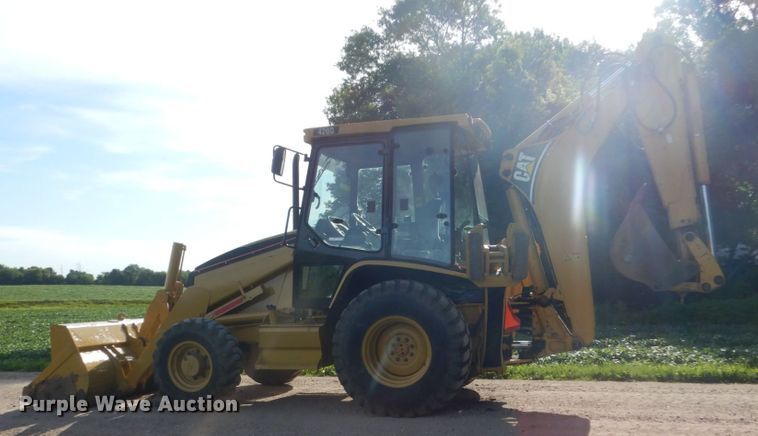 image for item FK9377 2004 Caterpillar 420D  backhoe