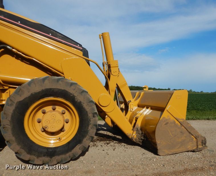 image for item FK9377 2004 Caterpillar 420D  backhoe