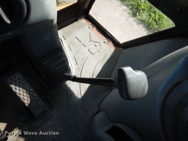 image for item FK9377 2004 Caterpillar 420D  backhoe