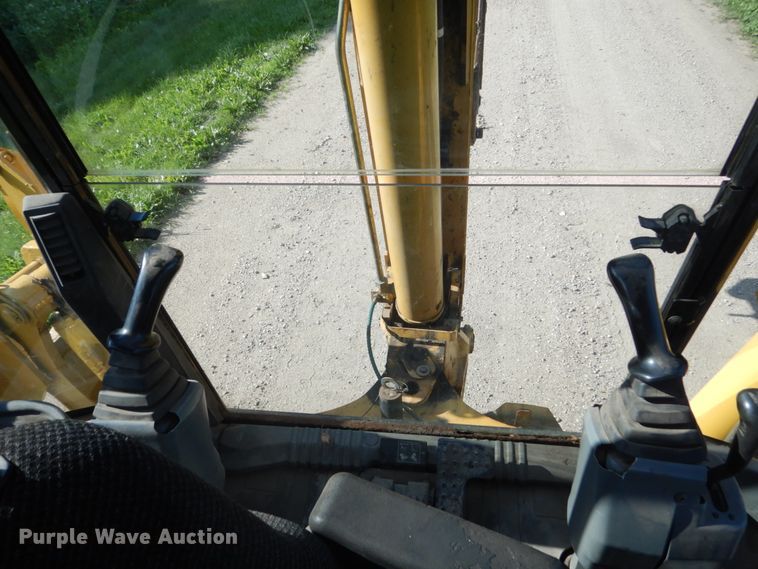 image for item FK9377 2004 Caterpillar 420D  backhoe