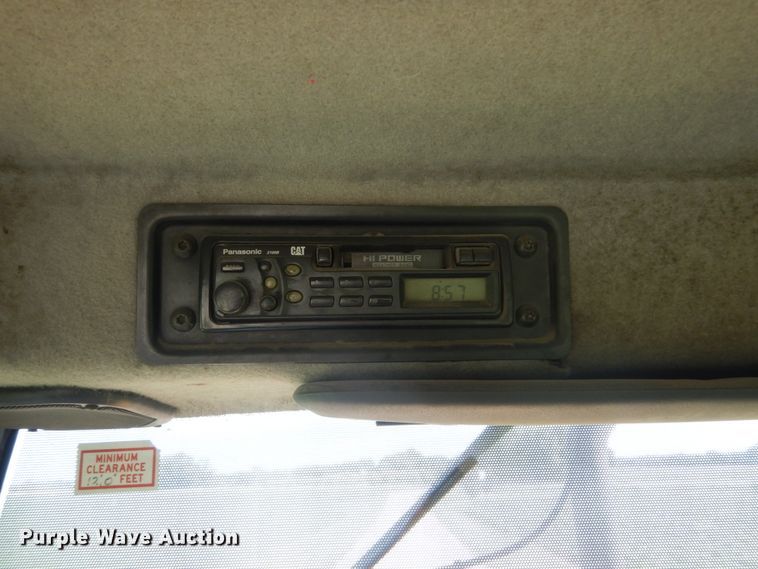 image for item FK9377 2004 Caterpillar 420D  backhoe