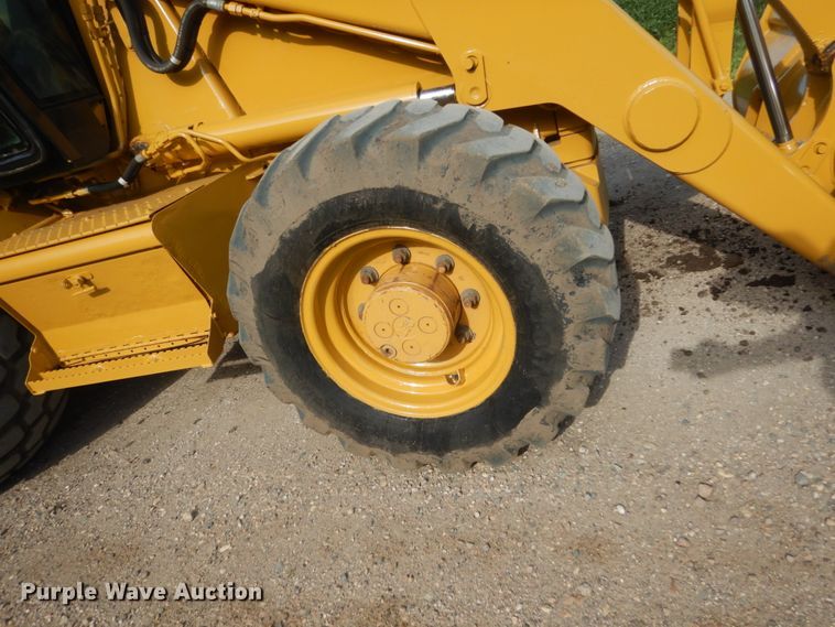 image for item FK9377 2004 Caterpillar 420D  backhoe
