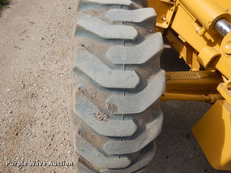 image for item FK9377 2004 Caterpillar 420D  backhoe