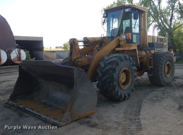 image for item FK9398 1989 Komatsu WA450-1L  wheel loader