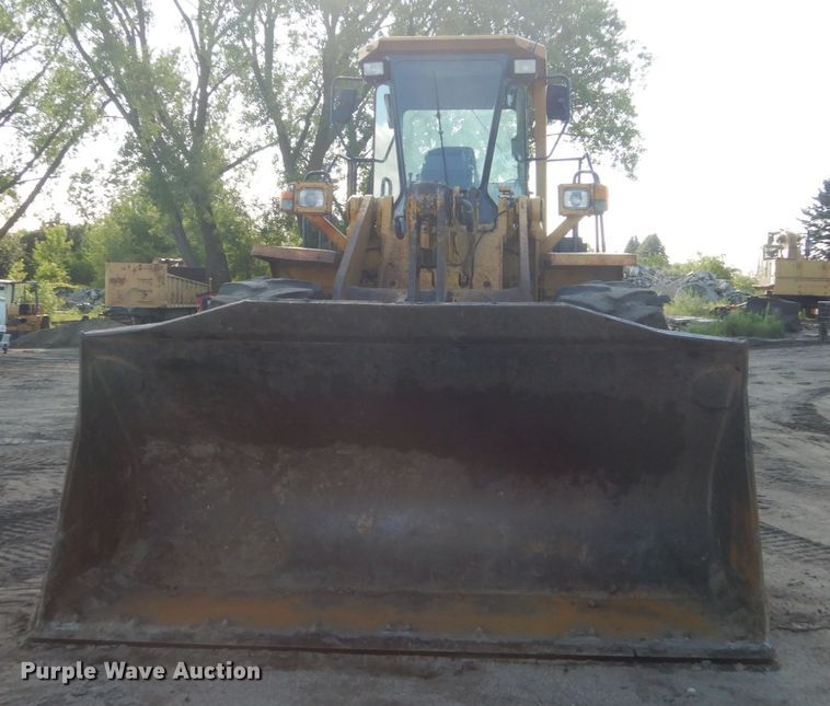 image for item FK9398 1989 Komatsu WA450-1L  wheel loader