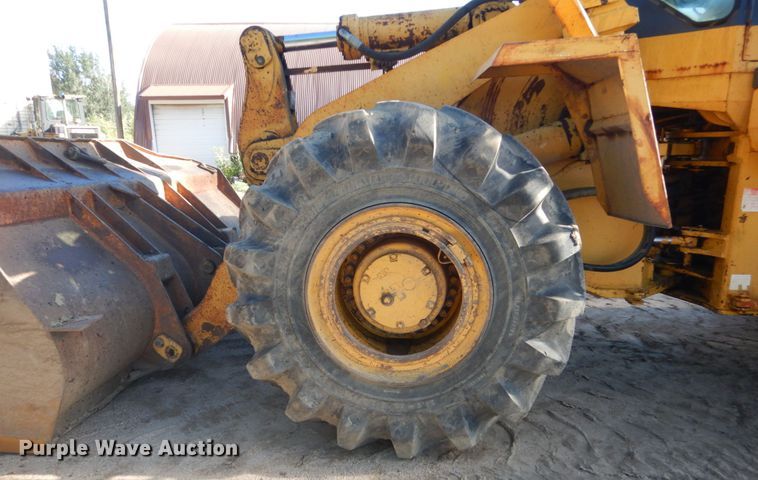 image for item FK9398 1989 Komatsu WA450-1L  wheel loader