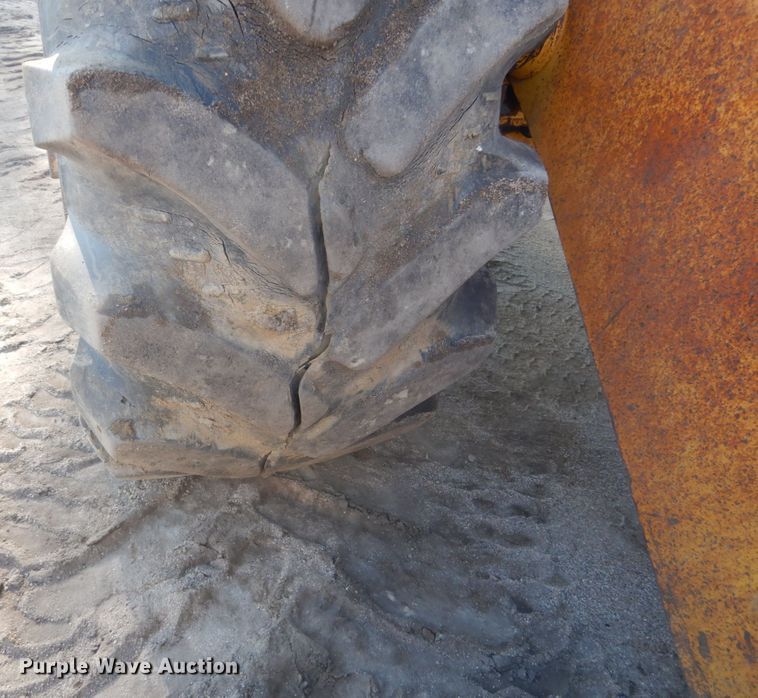 image for item FK9398 1989 Komatsu WA450-1L  wheel loader