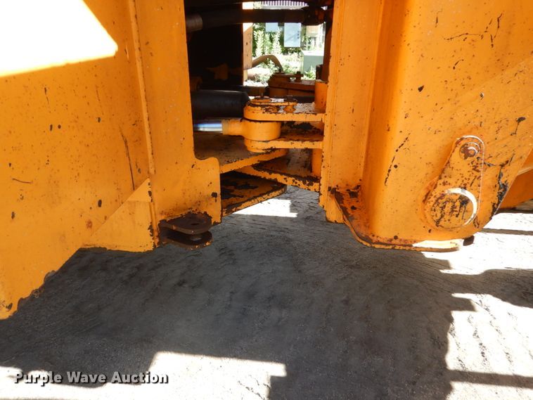 image for item FK9399 1996 Hyundai HL-35  wheel loader