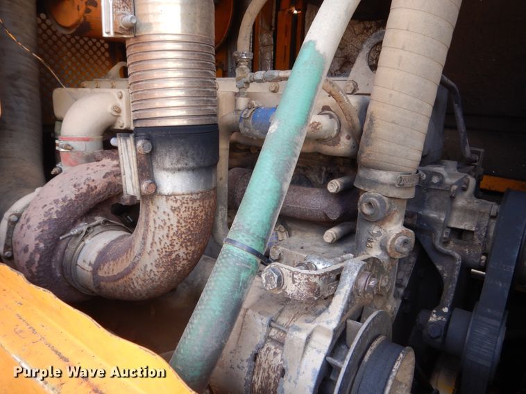 image for item FK9399 1996 Hyundai HL-35  wheel loader