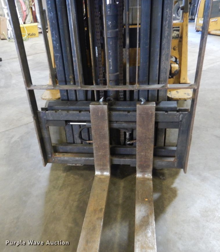 image for item FK9414 Caterpillar GC25  forklift