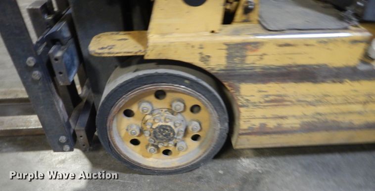 image for item FK9414 Caterpillar GC25  forklift