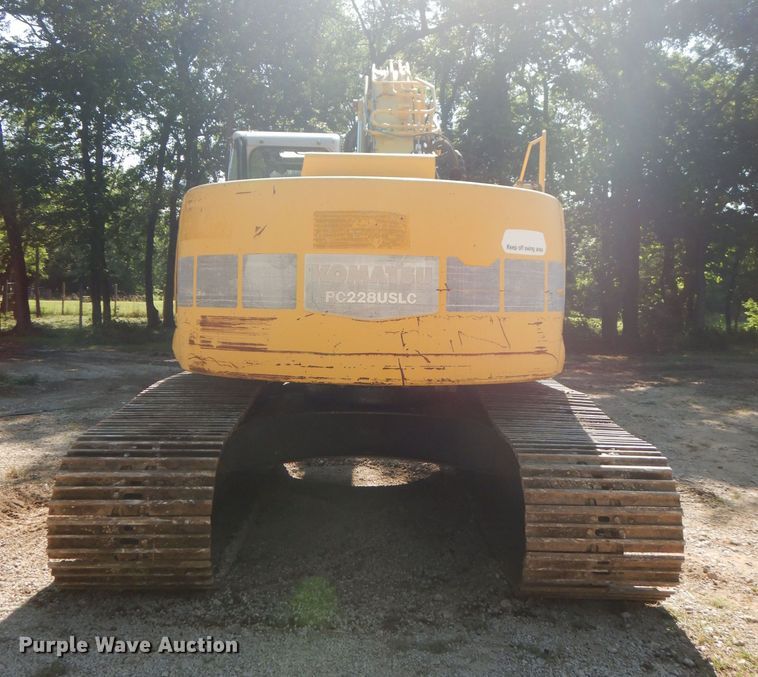 image for item FN9282 2001 Komatsu PC228USLC-2  excavator